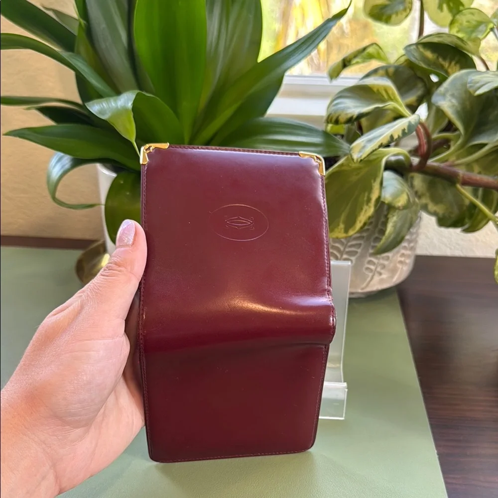 Cartier Bordeaux bifold Leather Wallet with Gold Accents